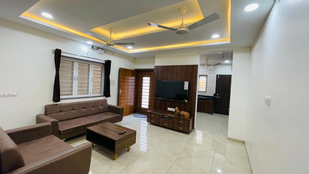 Luxurious 3 Bhk Villa In Bhuj - Shivani Homestay 외부 사진