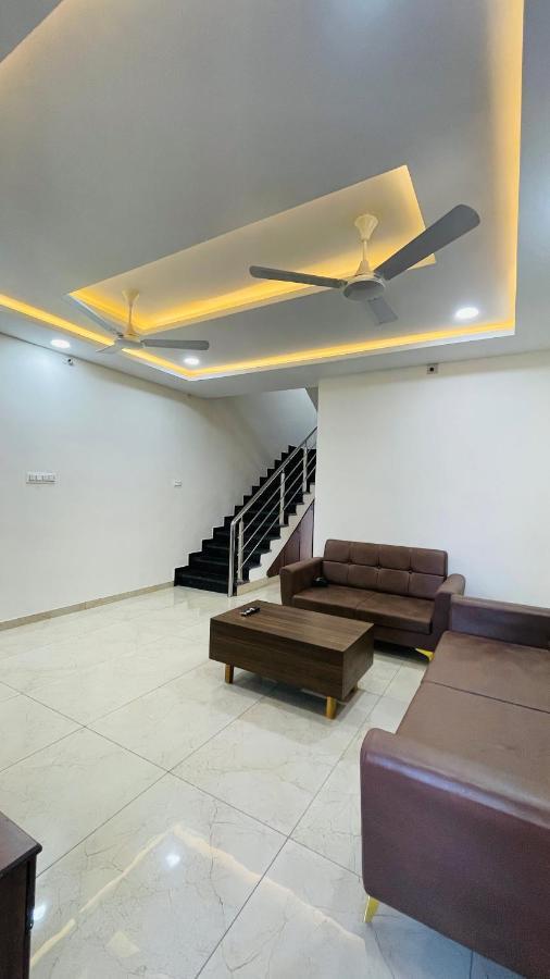 Luxurious 3 Bhk Villa In Bhuj - Shivani Homestay 외부 사진